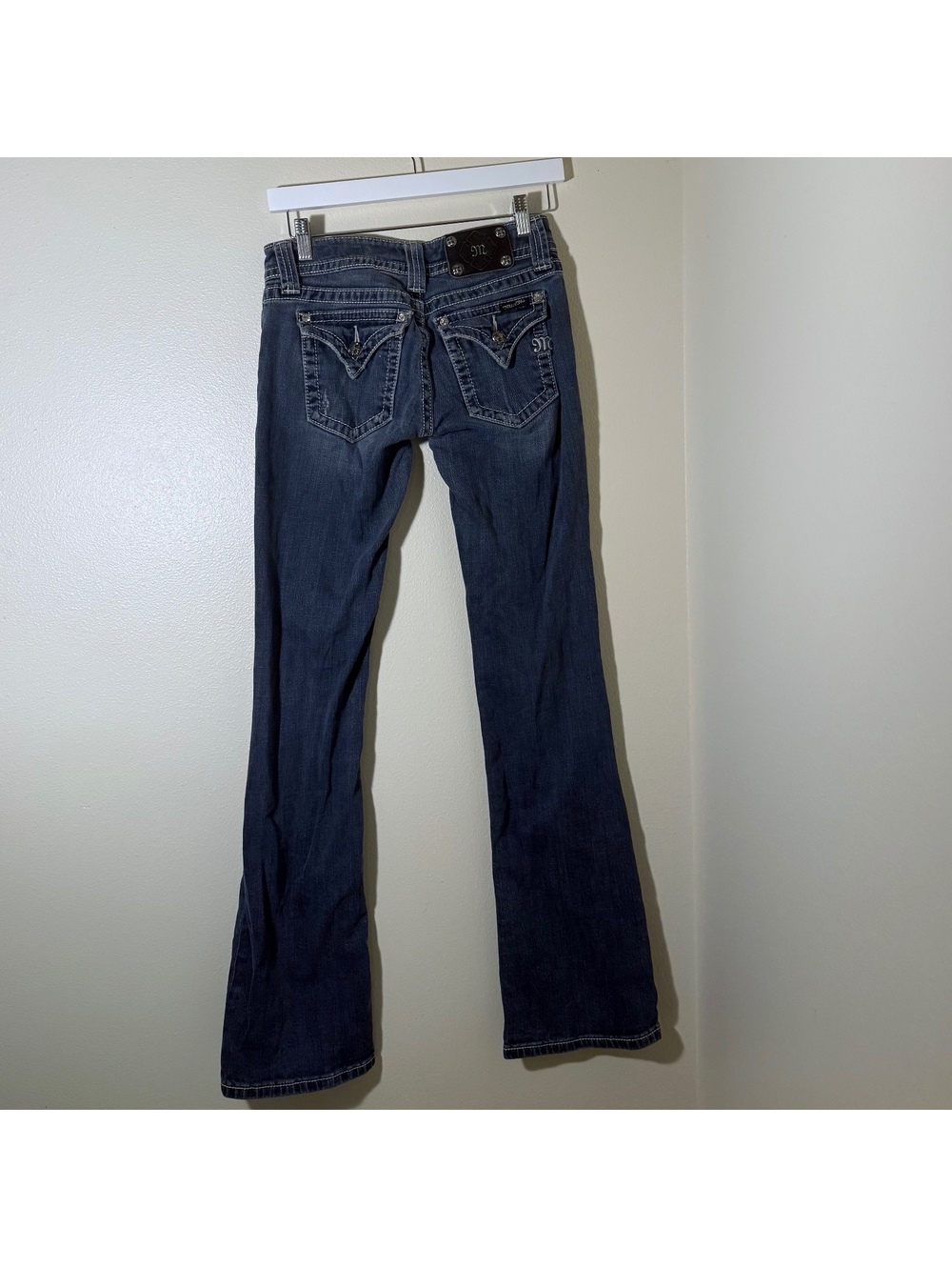 Miss Me Jeans Size 27 Dark Wash Distressed Bootcut Flare Y2K JP4009 2 Long - Picture 6 of 6